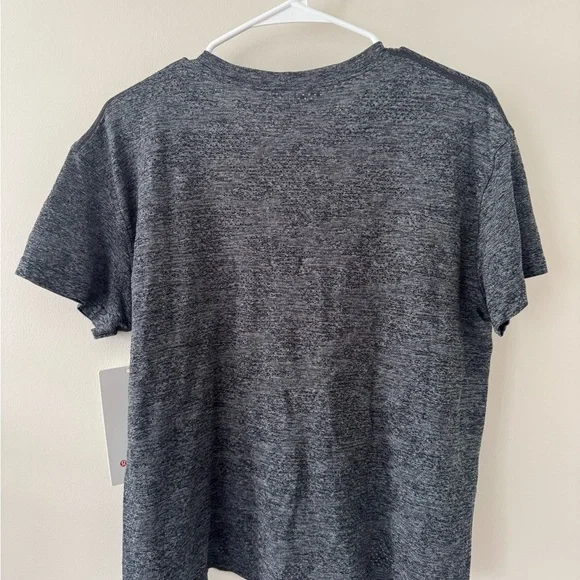 lululemon athletica Women’s Charcoal Tee - Picture 2 of 4